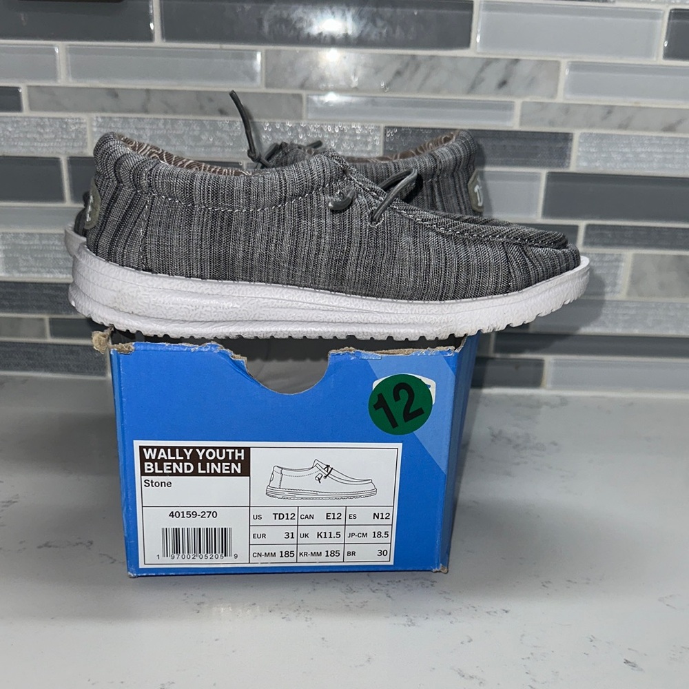 Kids Unisex Wally Blend Linen Gray Hey Dude shoes size 12